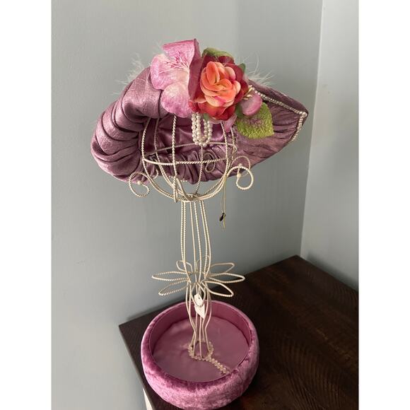 Victorian Shabby Chic Purple Velvet Jewelry Holder w/ Floppy Hat - Picture 1 of 6